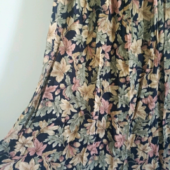 Vintage Intriguing Threads Muted Floral Maxi Sz 10 - Picture 8 of 9